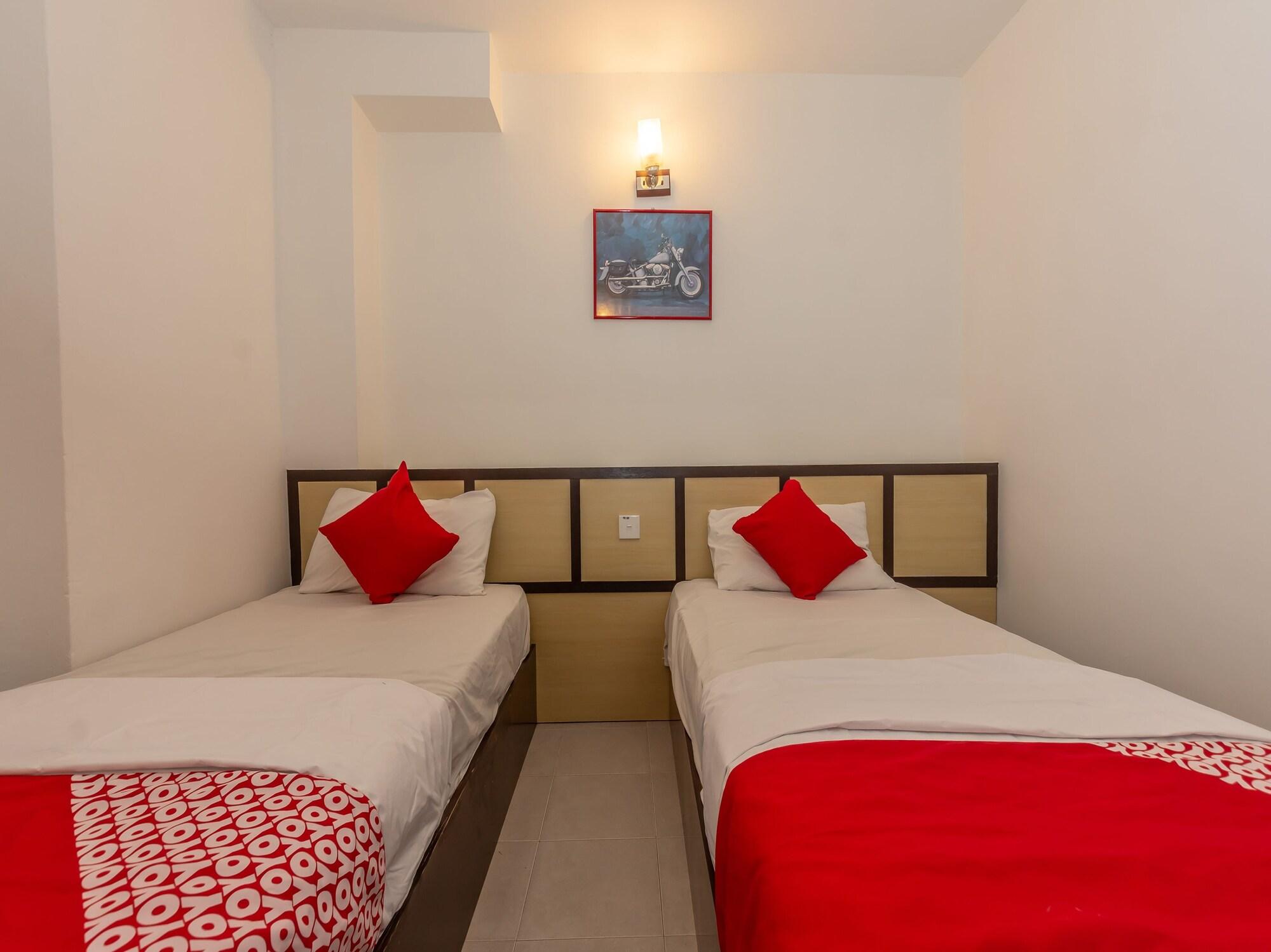 Oyo 1192 Hash House Hotel Malacca Екстер'єр фото