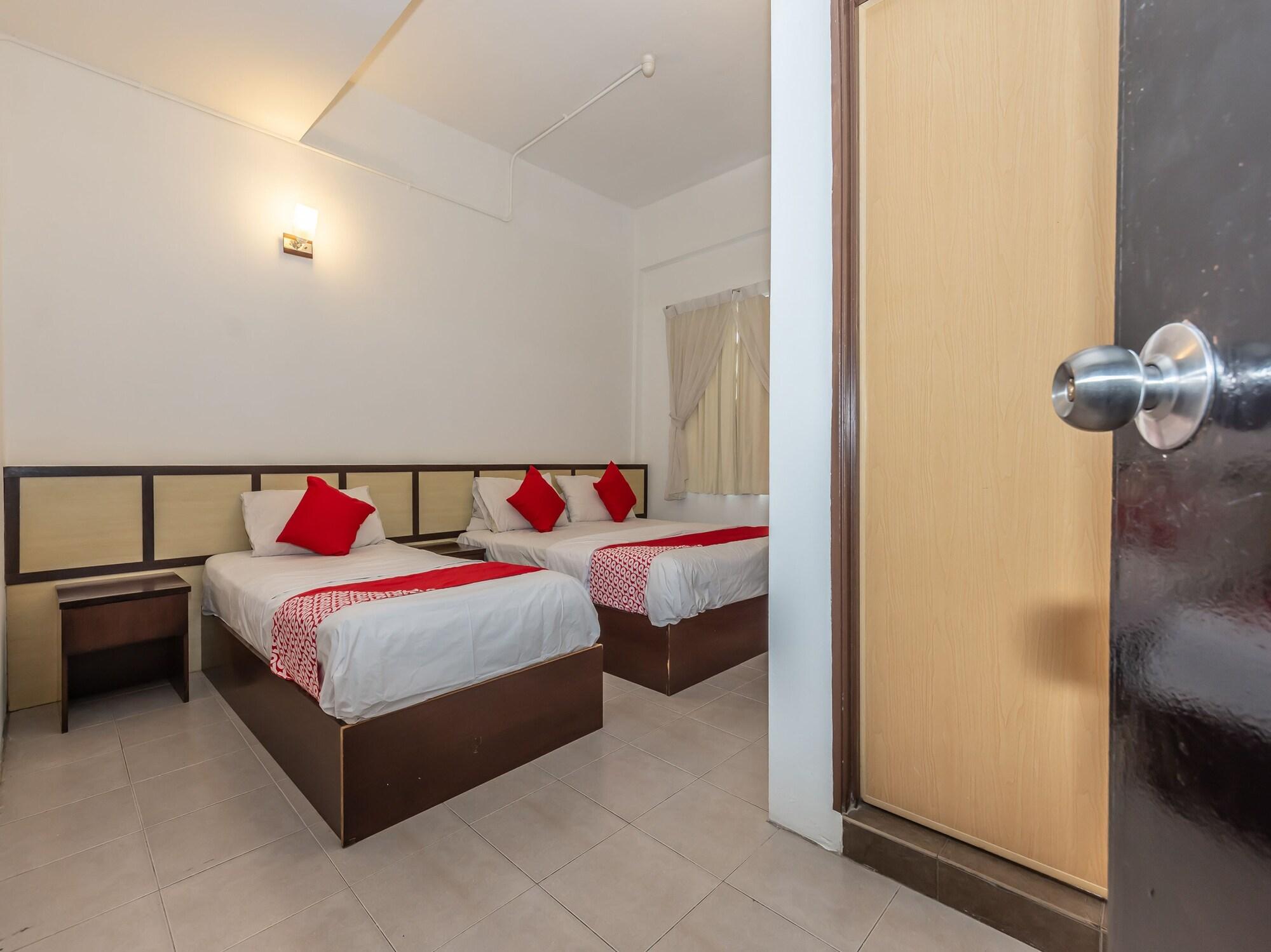 Oyo 1192 Hash House Hotel Malacca Екстер'єр фото